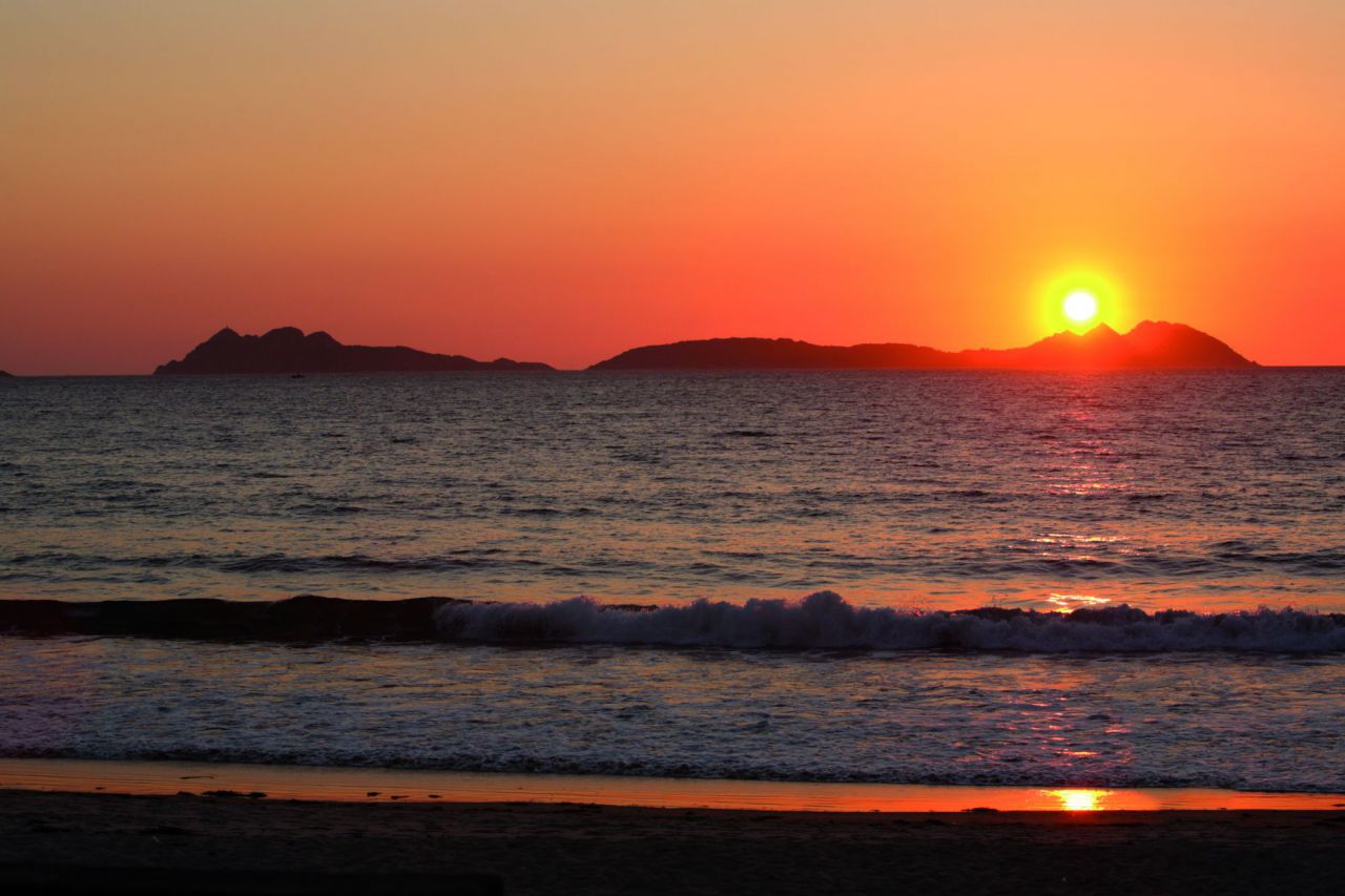 Puesta de sol en las Cíes