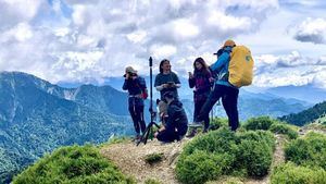 Video de realidad virtual retrata trabajo de un guía de montaña en Taiwán