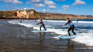 Deportes acuáticos ideales para practicar en Las Palmas de Gran Canaria