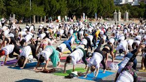 14 ciudades españolas celebraron el Día Internacional del Yoga