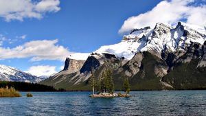 Banff, ciudad de Canadá dentro de un parque natural