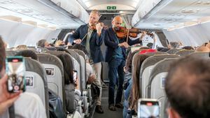 Actuación especial del Quartetto di Cremona en un vuelo Barcelona-Palma de Mallorca de Vueling