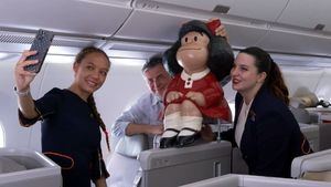 Mafalda llega a Madrid a bordo de un avión de Iberia