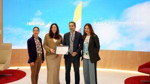 Los ganadores del Premio al Mejor Stand y el Premio al Stand Sostenible de FITUR 2025