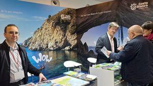 Costa Blanca muestra su oferta turística en la Feria Navartur de Navarra