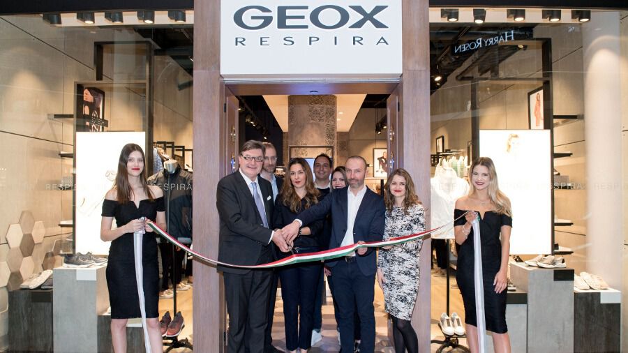 Geox abre una nueva tienda en | Inout Viajes