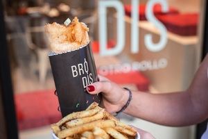 El nuevo restaurante Brodis para disfrutar de los kebab en forma de rollo